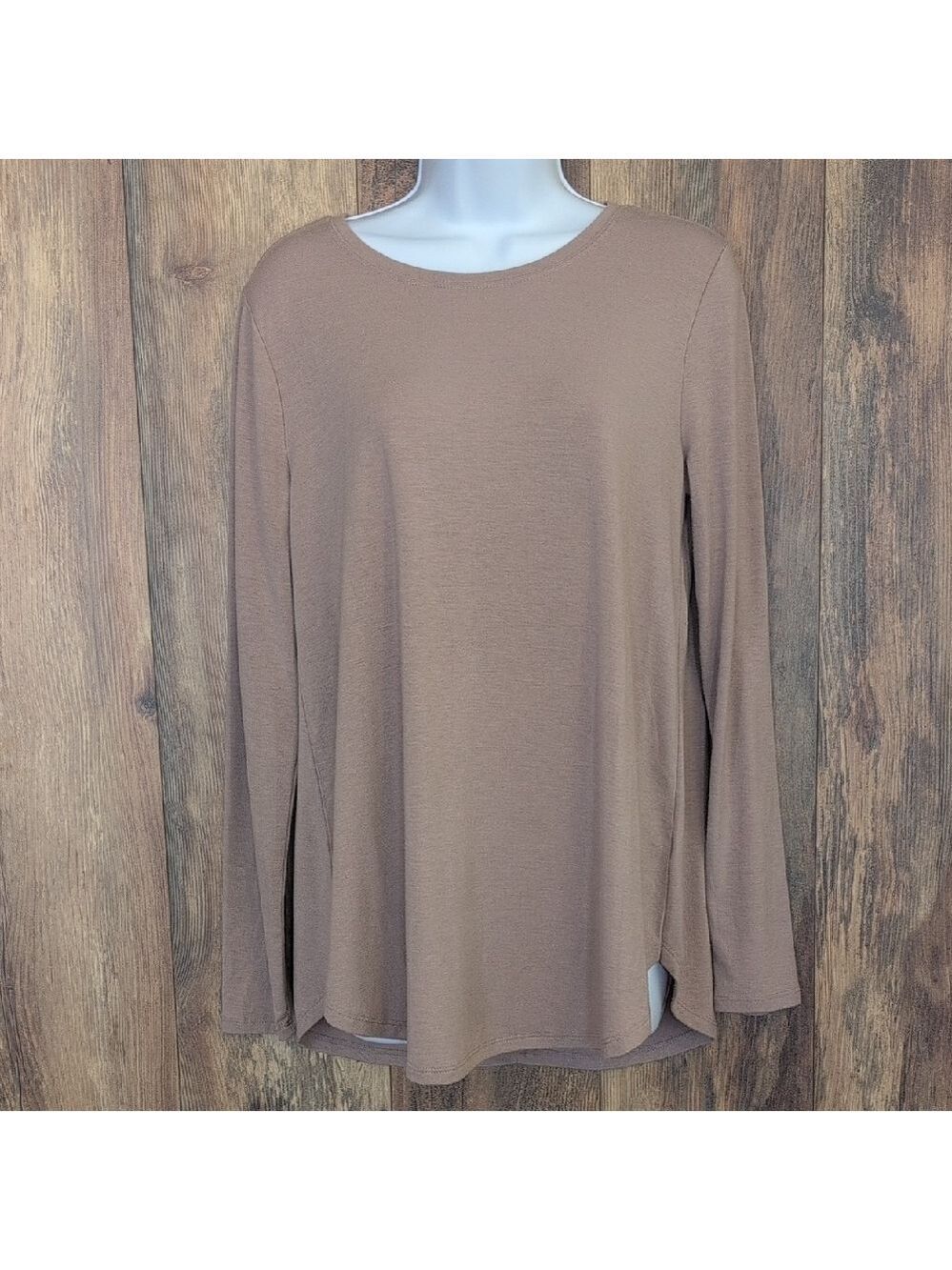 Zenana Outfitters Classic Tan Long Sleeve Layering Top M L 122